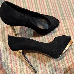 Aldo Black and Gold Heels